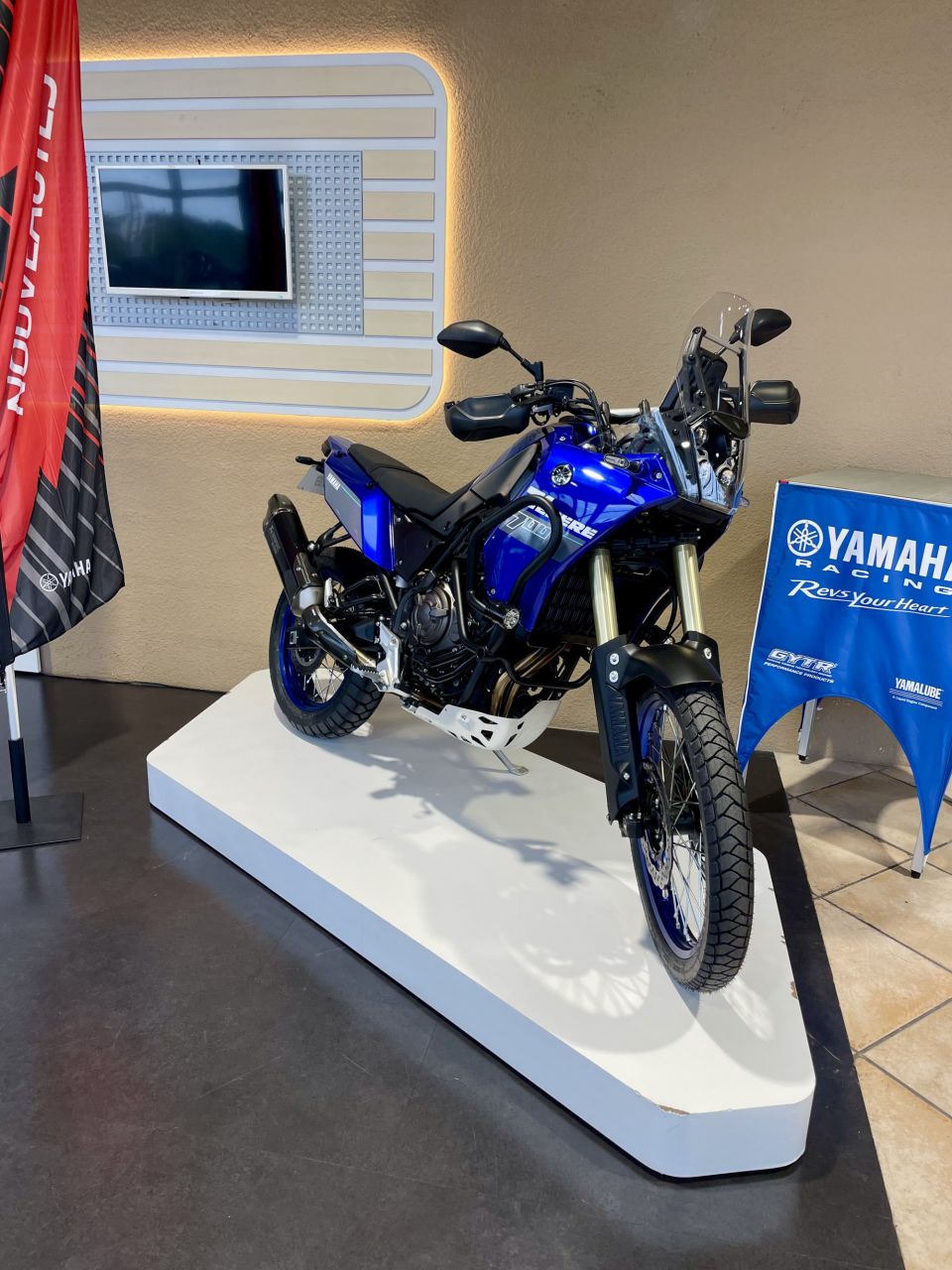 YAMAHA XTZ TENERE 700 4