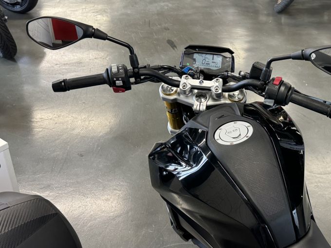 BMW G 310 R 4