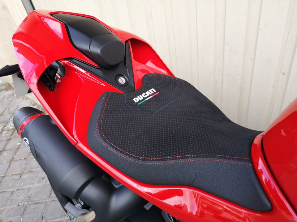 DUCATI PANIGALE V2S 4
