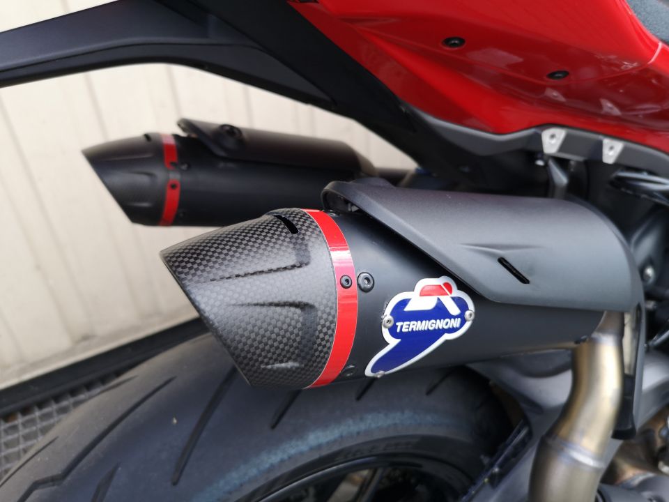 DUCATI PANIGALE V2S 4