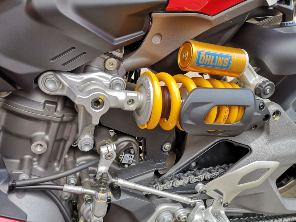 DUCATI PANIGALE V2S 4