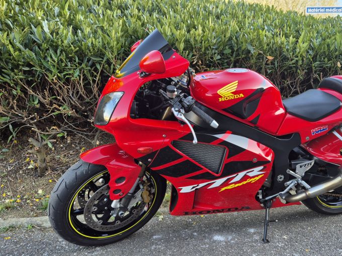 HONDA VTR 1000 SP1 4