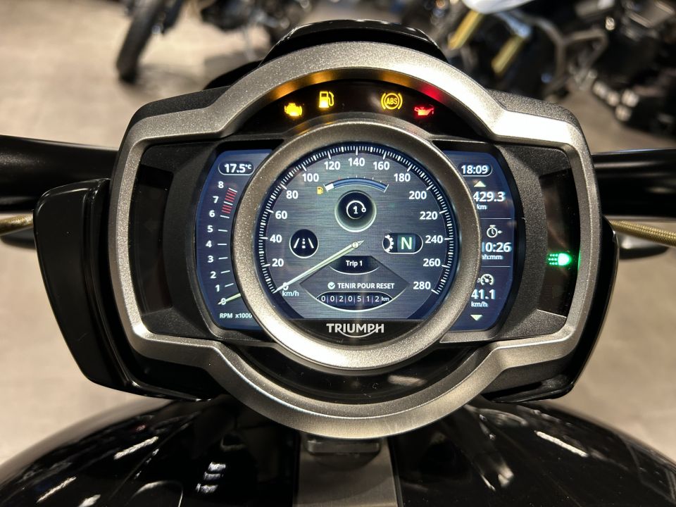 TRIUMPH ROCKET 3 R 4