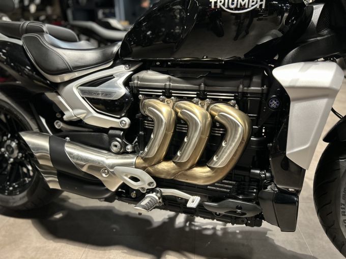 TRIUMPH ROCKET 3 R 4