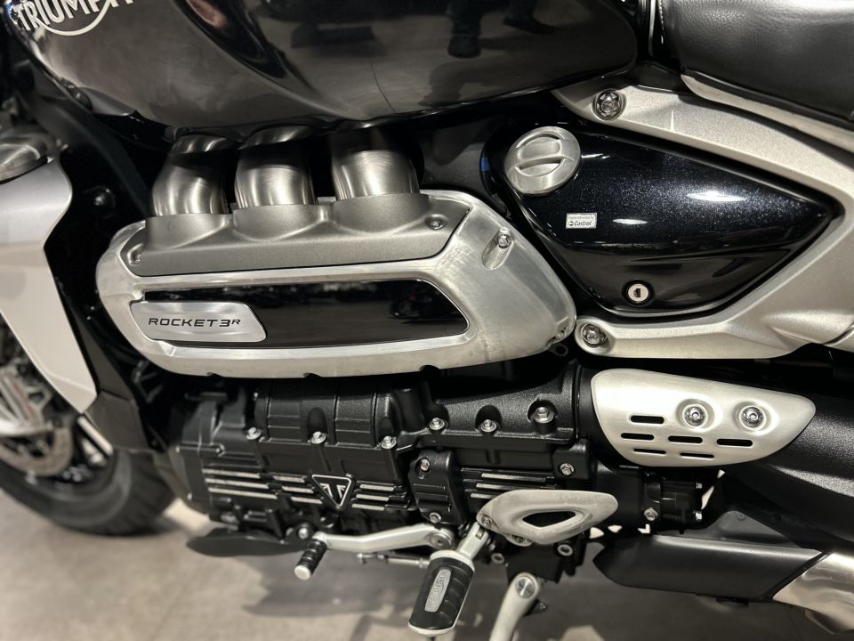 TRIUMPH ROCKET 3 R 4