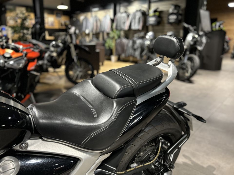 TRIUMPH ROCKET 3 R 4