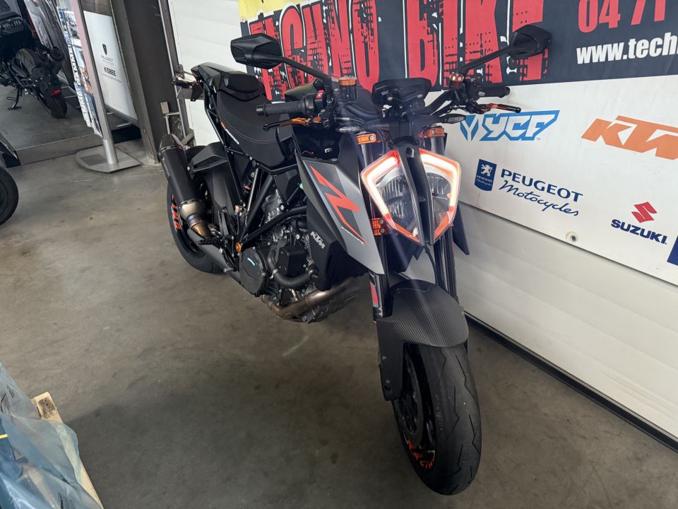 KTM 1290 SUPER DUKE R 4