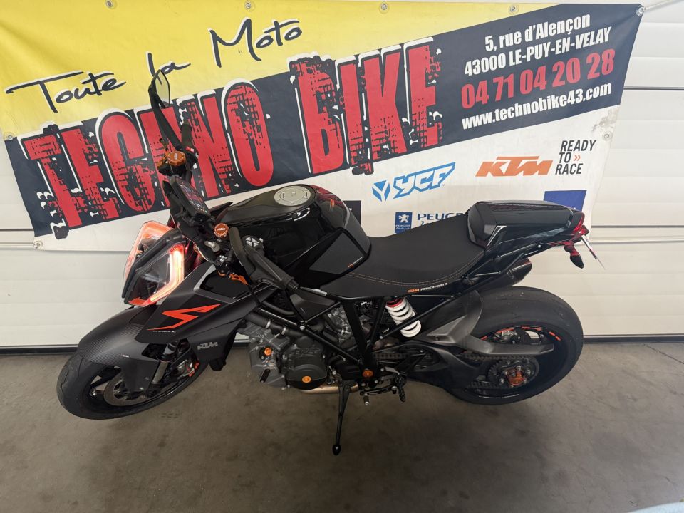 KTM 1290 SUPER DUKE R 4