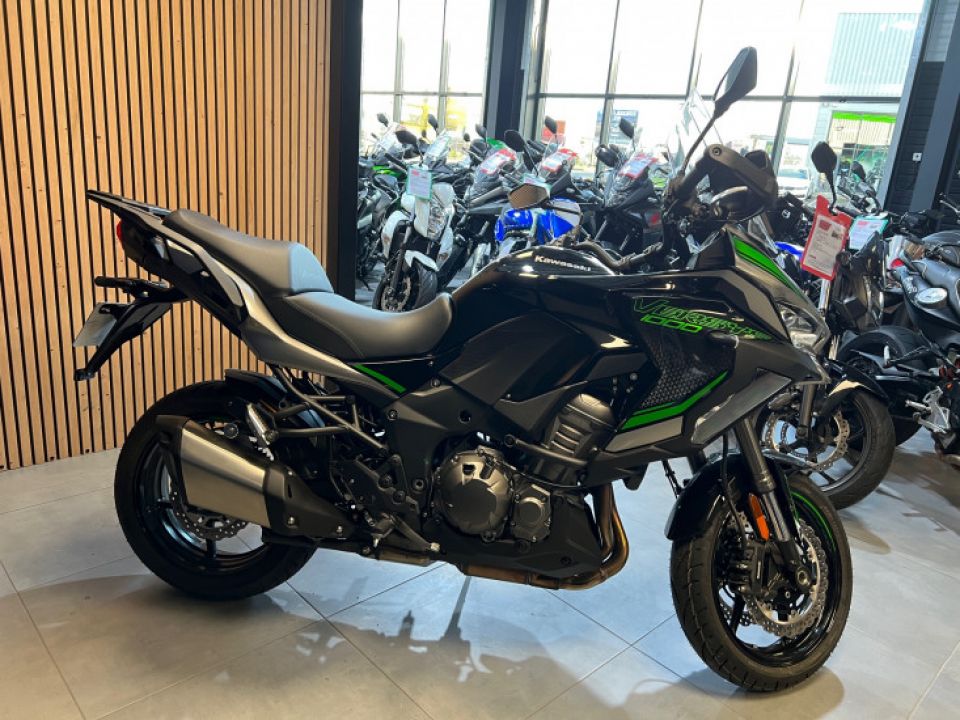 KAWASAKI VERSYS 1000 SE 4