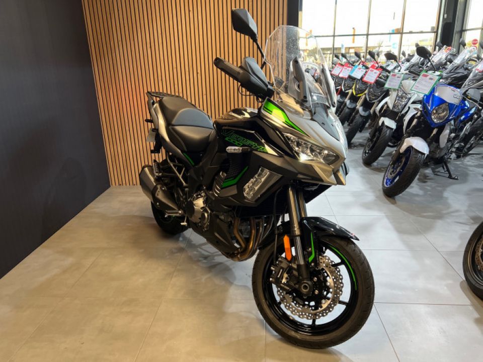 KAWASAKI VERSYS 1000 SE 4