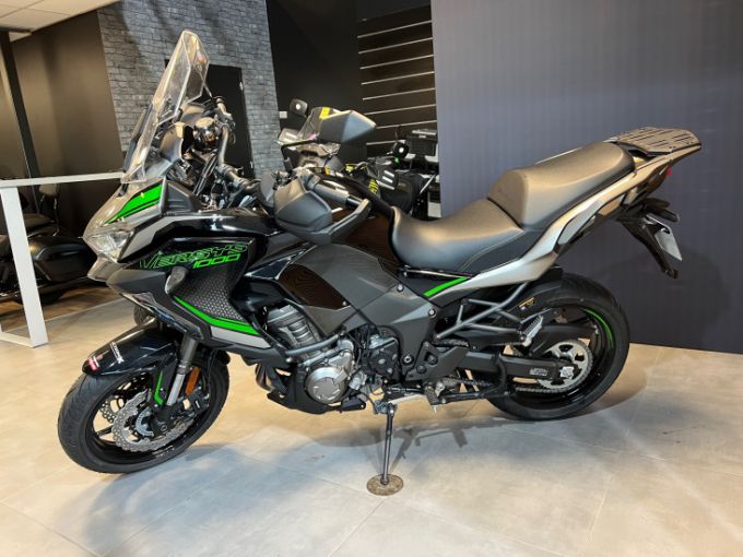 KAWASAKI VERSYS 1000 SE 4