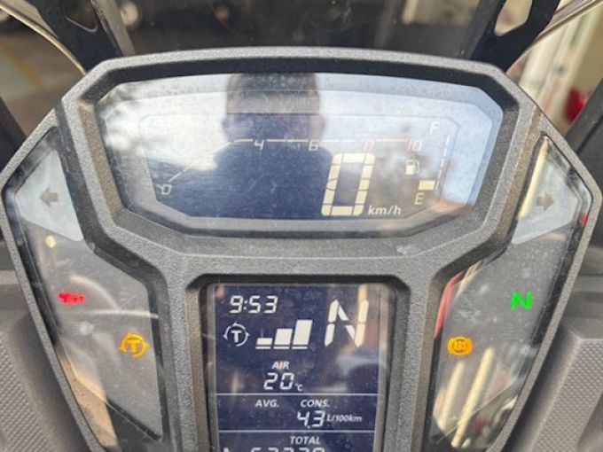 HONDA AFRICA TWIN CRF1000D DCT 4