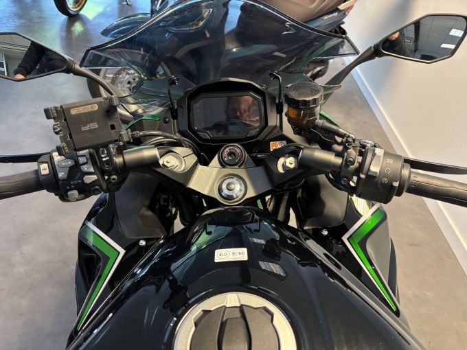 KAWASAKI Z 1000 SX 4