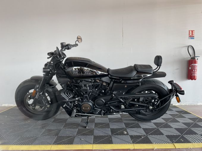 HARLEY-DAVIDSON SPORTSTER 1250 S 4