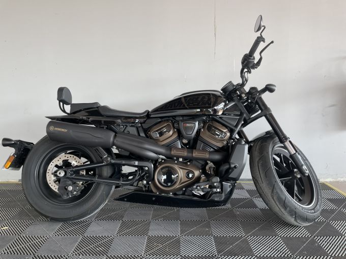 HARLEY-DAVIDSON SPORTSTER 1250 S 4