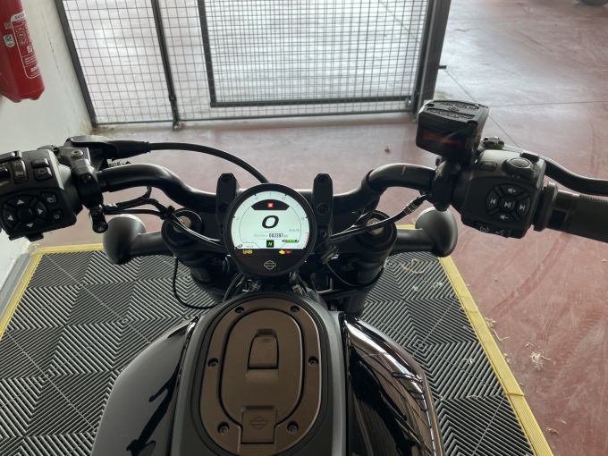 HARLEY-DAVIDSON SPORTSTER 1250 S 4