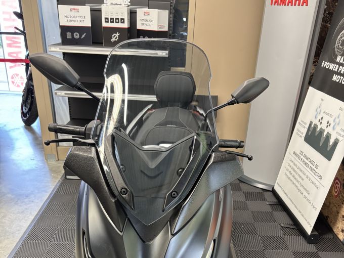 YAMAHA XMAX 125 4