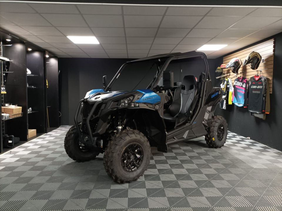CAN-AM MAVERICK 4