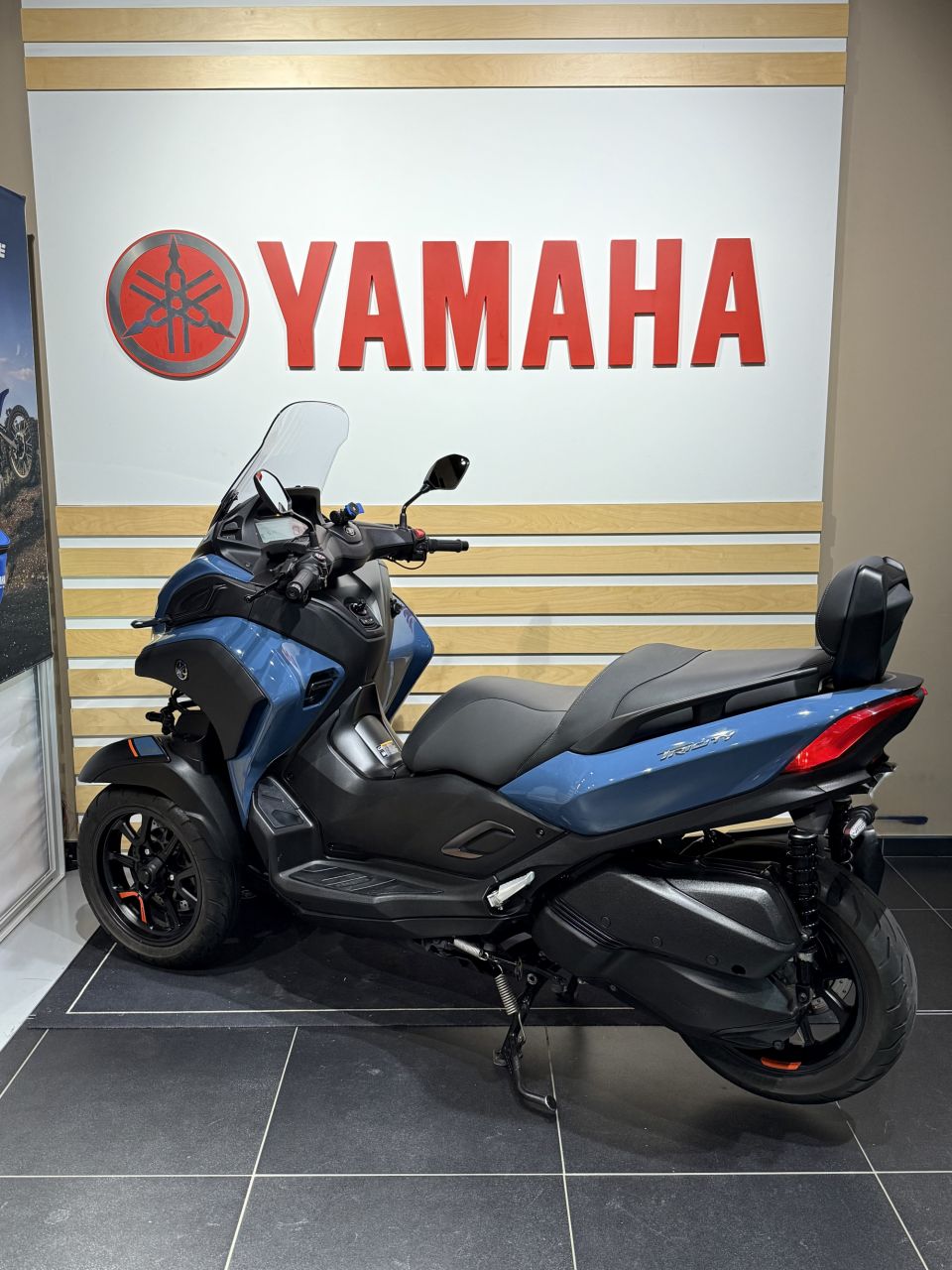 YAMAHA TRICITY 300 4