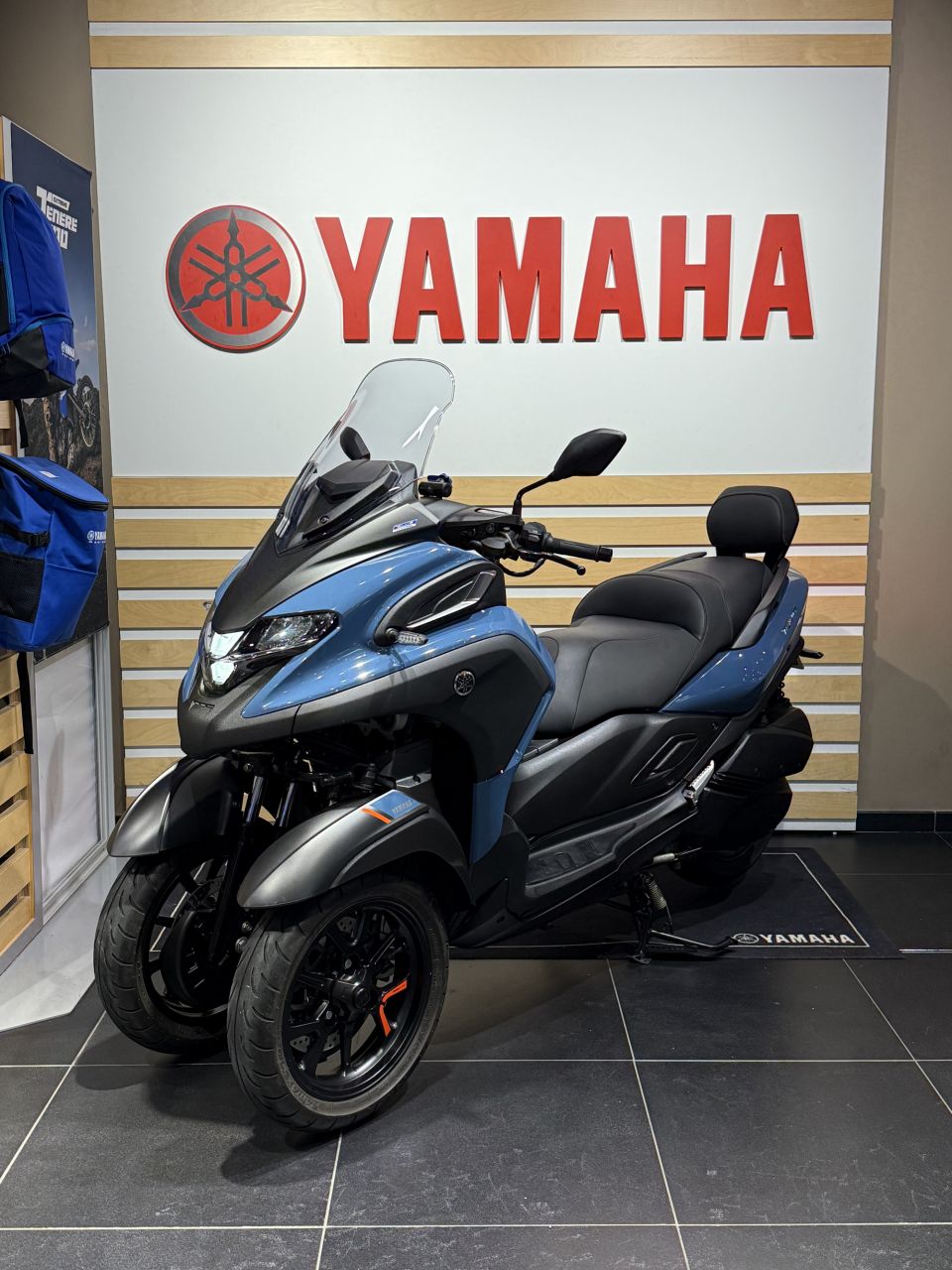 YAMAHA TRICITY 300 4