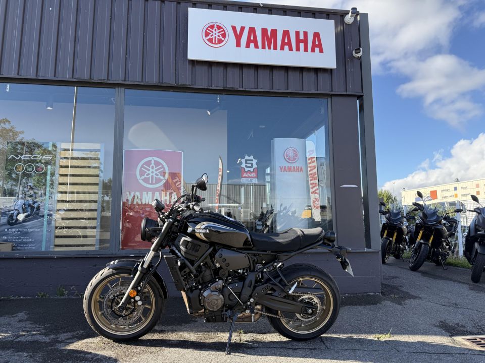 YAMAHA XSR 700 35KW 4