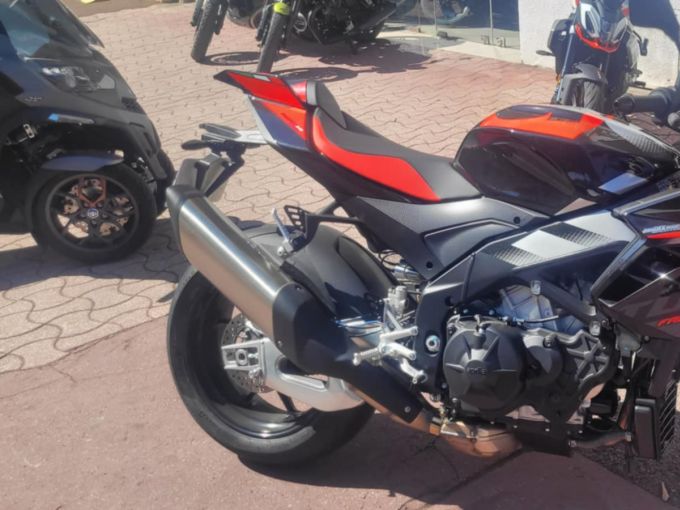 APRILIA TUONO 1100 V4 FACTORY 4