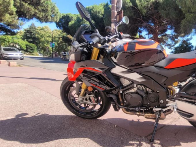 APRILIA TUONO 1100 V4 FACTORY 4