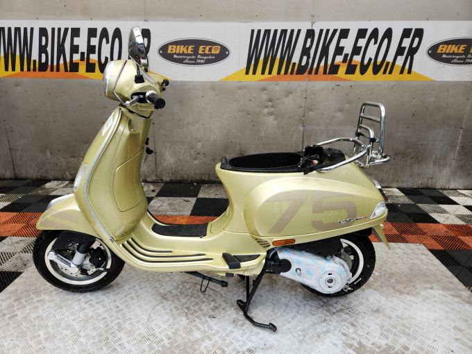PIAGGIO VESPA 4
