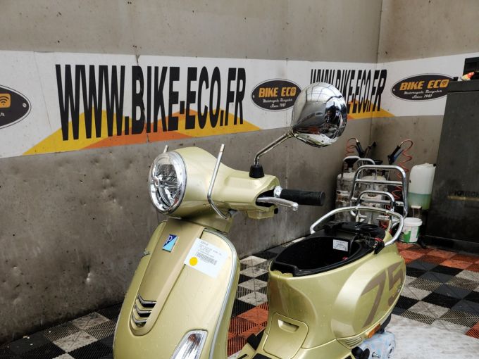 PIAGGIO VESPA 4