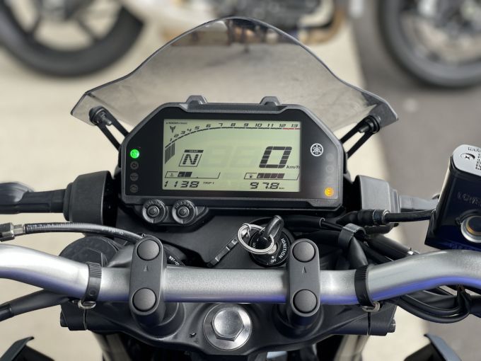 YAMAHA MT-03 4