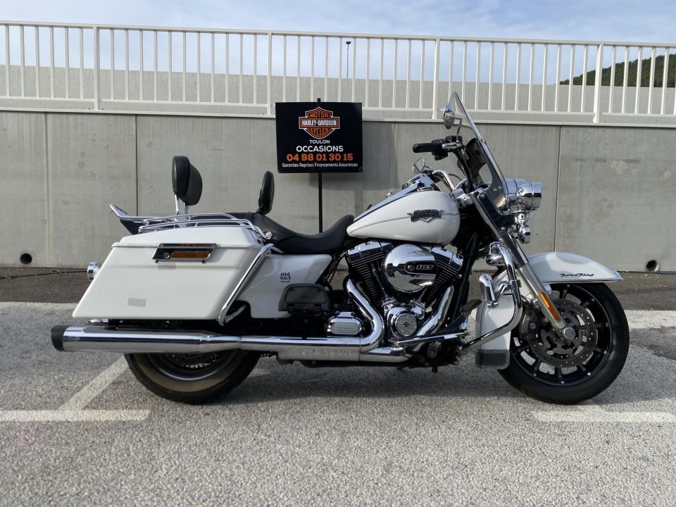 HARLEY-DAVIDSON TOURING ROAD KING 1690 4