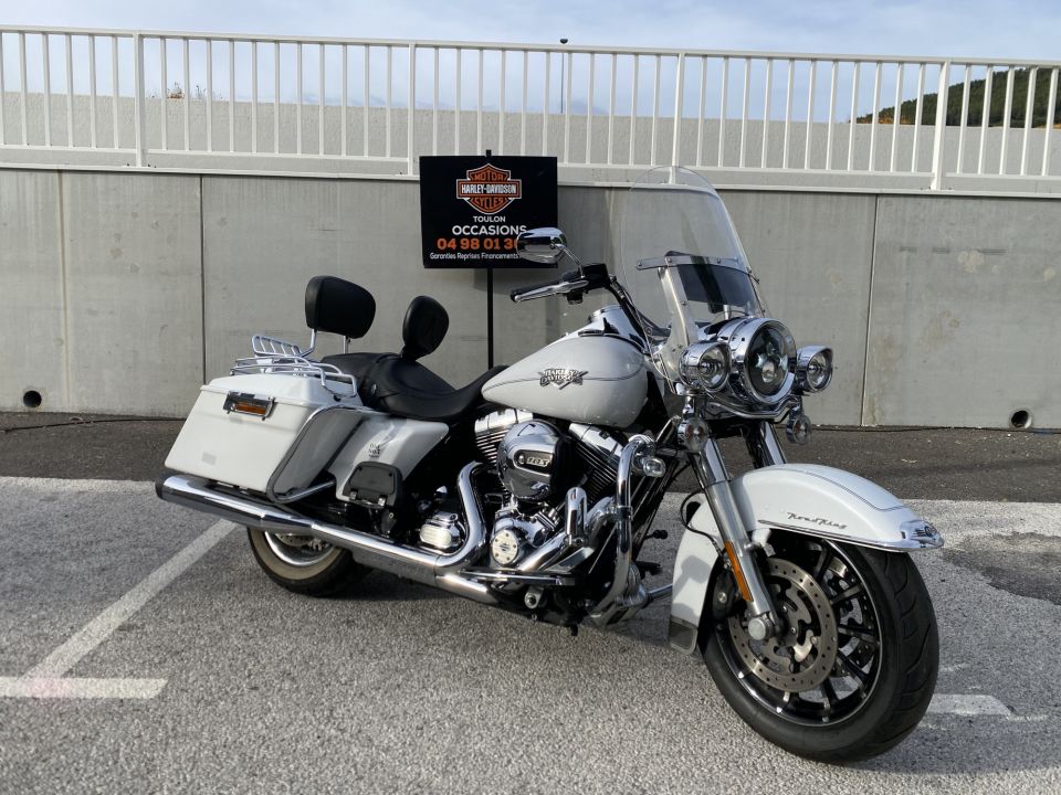 HARLEY-DAVIDSON TOURING ROAD KING 1690 4