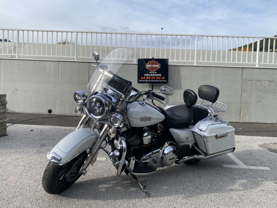 HARLEY-DAVIDSON TOURING ROAD KING 1690 4