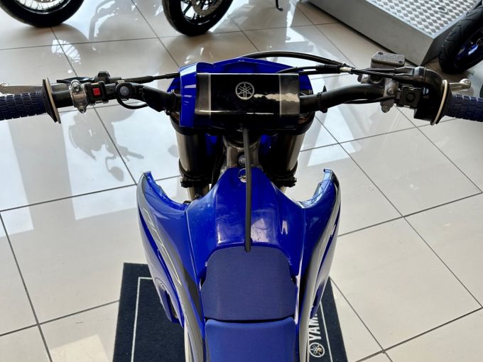 YAMAHA YZ250F 4