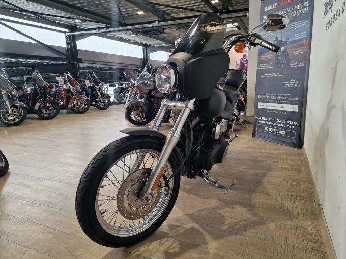 HARLEY-DAVIDSON DYNA STREET BOB 1450 4