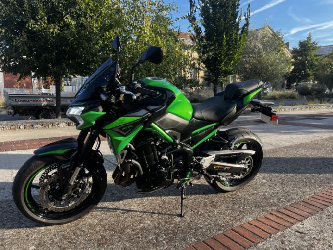 KAWASAKI Kawazaki Z900 4
