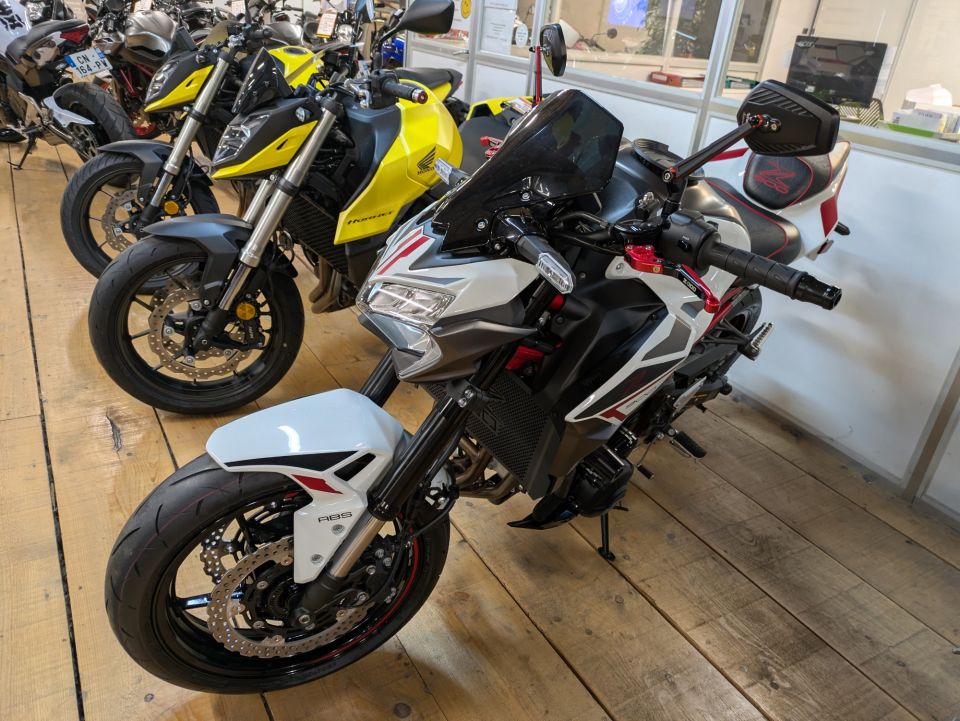 KAWASAKI Z 900 4