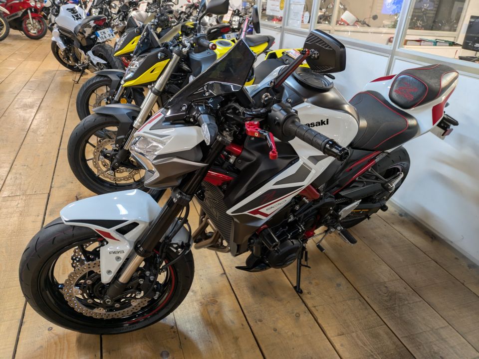 KAWASAKI Z 900 4