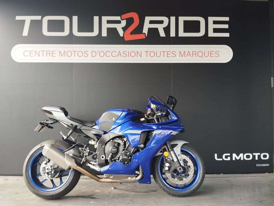 YAMAHA YZF 1000 R1 4