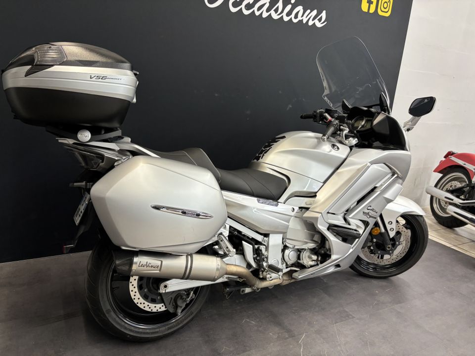 YAMAHA FJR 1300 4