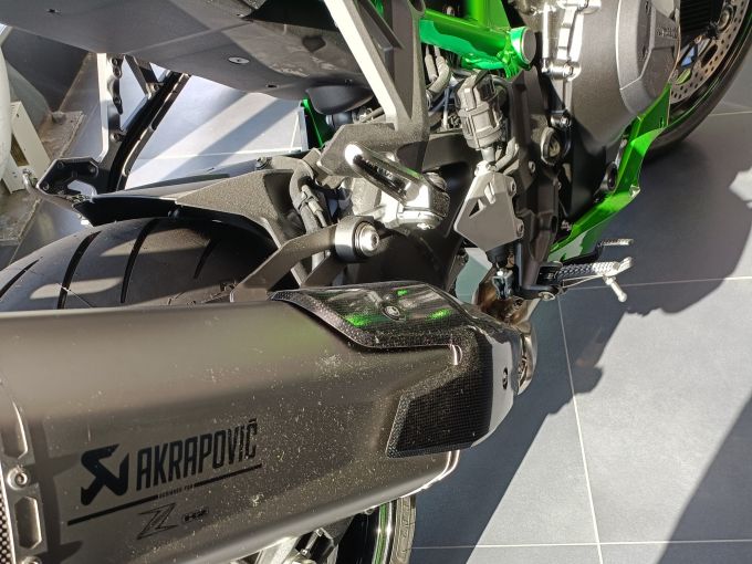 KAWASAKI ZH2 SE NEUF OKMS 2025 PACK PERFORMANCE 4