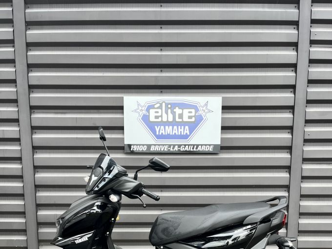 YAMAHA RayZR 125 4