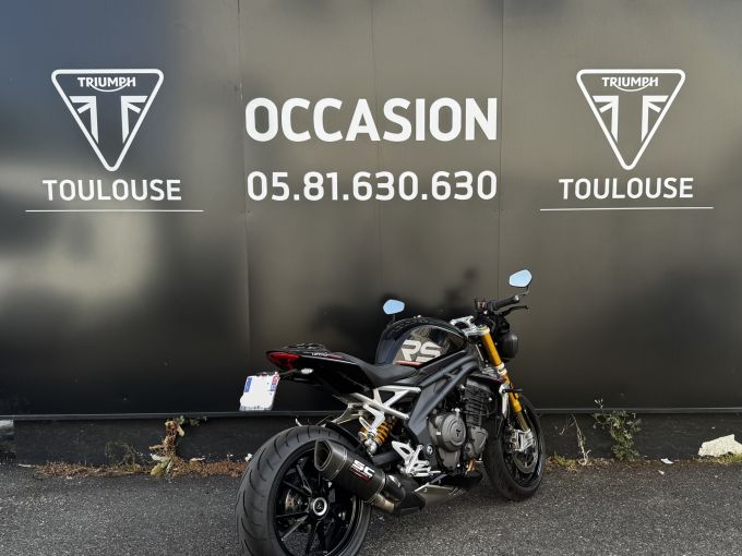 TRIUMPH SPEED TRIPLE 1200 RS 4