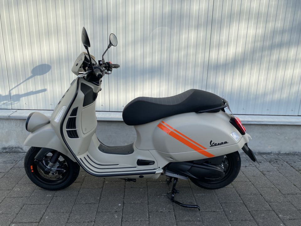 VESPA GTV 300 4