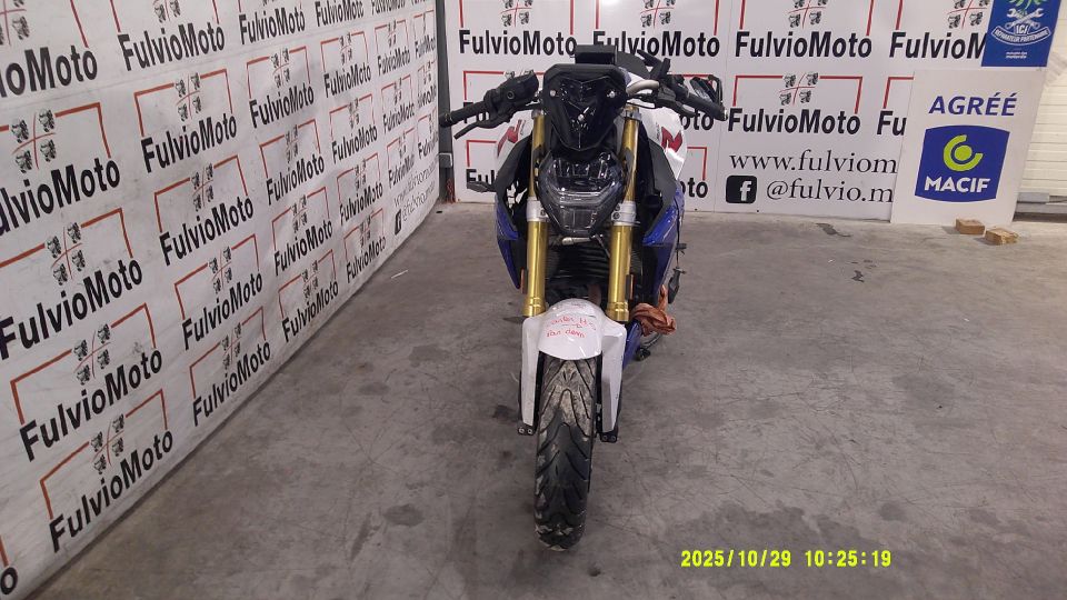 BMW F 900 R 4