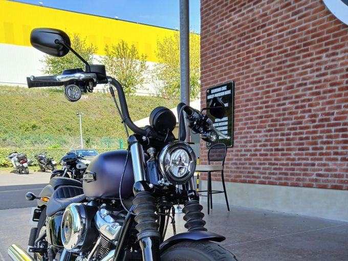 HARLEY-DAVIDSON SOFTAIL STREET BOB 117 4