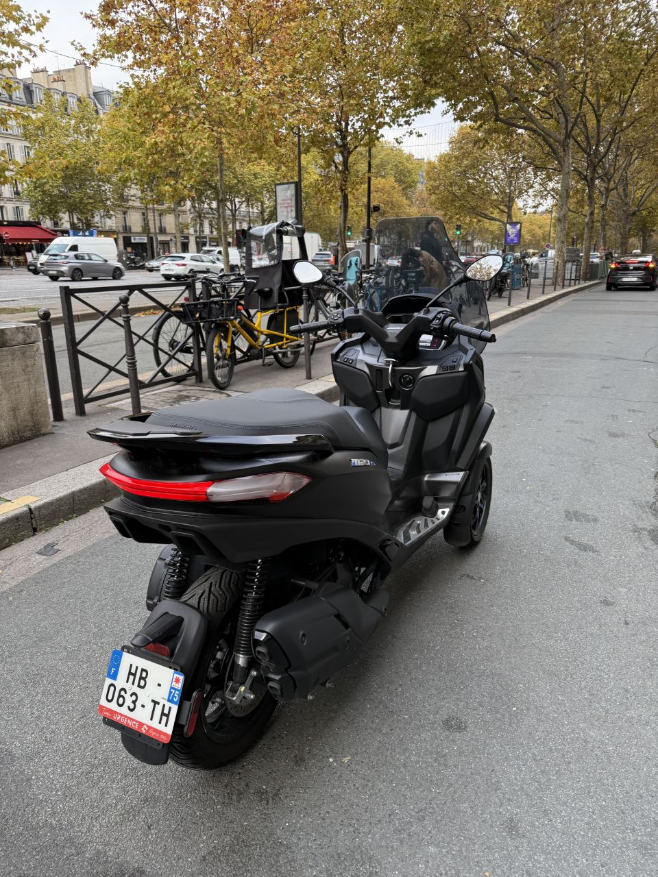 PIAGGIO MP3 400 LT SPORT 4
