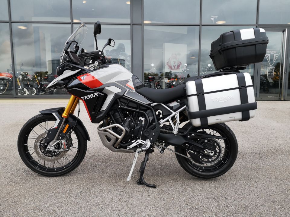 TRIUMPH TIGER 900 RALLY PRO 4