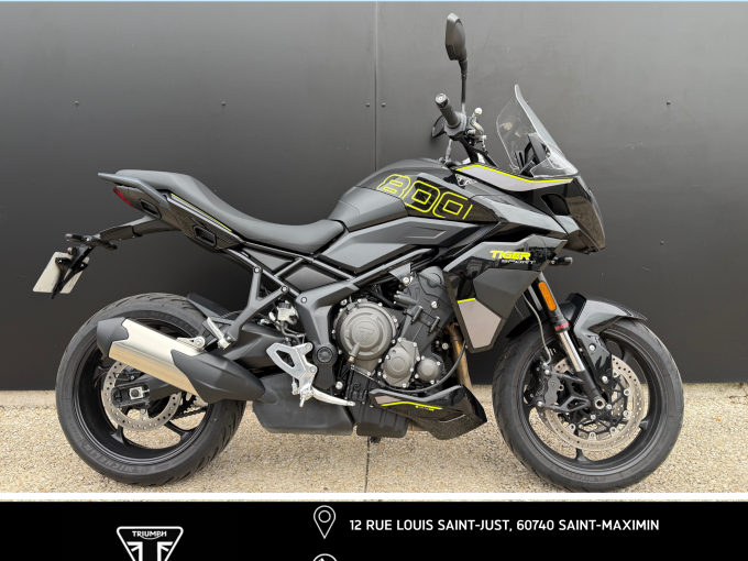 TRIUMPH TIGER 800 4