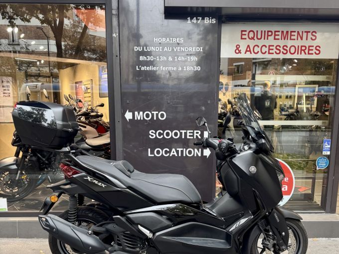 YAMAHA XMAX 125 TECH MAX 4